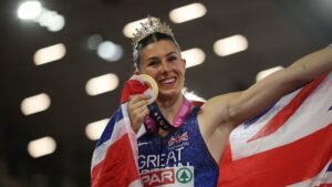 Britain’s Hunt completes sprint double with 200m gold at Euro championships