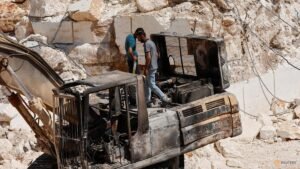 Former envoys urge joint French, UK action on Palestinian territories