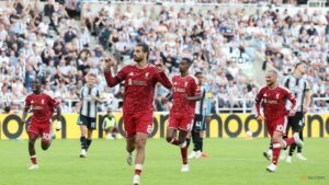 Newcastle draw 2-2 with Liverpool as former hero Keegan hailed