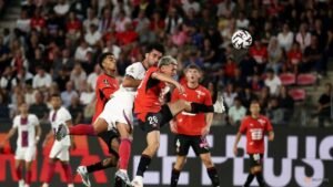 Torres double rescues point for PSG at Rennes in Ligue 1 opener