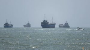 Iran and Oman still working on Strait of Hormuz accord, says senior Iranian source