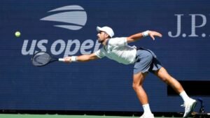 Unrelenting Djokovic refuses to give up on record major dream as US Open begins