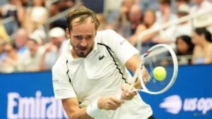 Former champion Medvedev, top American Pegula advance as US Open begins