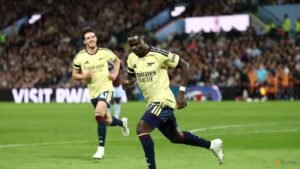 Saka earns Arsenal narrow victory at troubled Villa