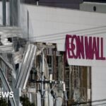 Japan earthquake: Two workers told to re-enter Aeon Mall before fatal explosion