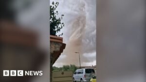 How do tornadoes form?
