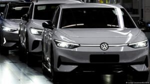 Germany news: Car industry hemorrhaging jobs