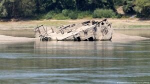 Low Danube reveals WWII Nazi shipwrecks in Serbia 