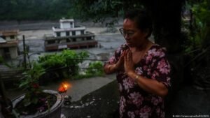 Death toll from Nepal-Tibet floods rises to over 600