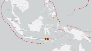 Powerful earthquake strikes off coast of Indonesia, tsunami warning issued