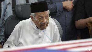 Former Malaysia PM Mahathir admitted to hospital for observation following wife’s passing