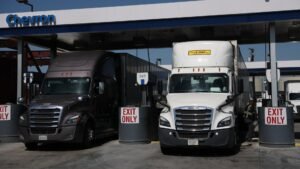 Diesel hits record high as Ukraine and Iran wars knock out refineries, fueling inflation worries