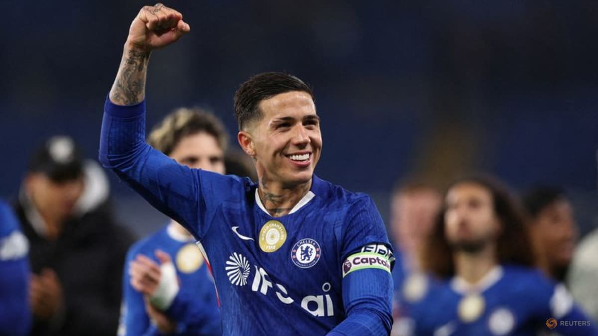 Man City agree to sign Fernandez from Chelsea for British record fee – reports
