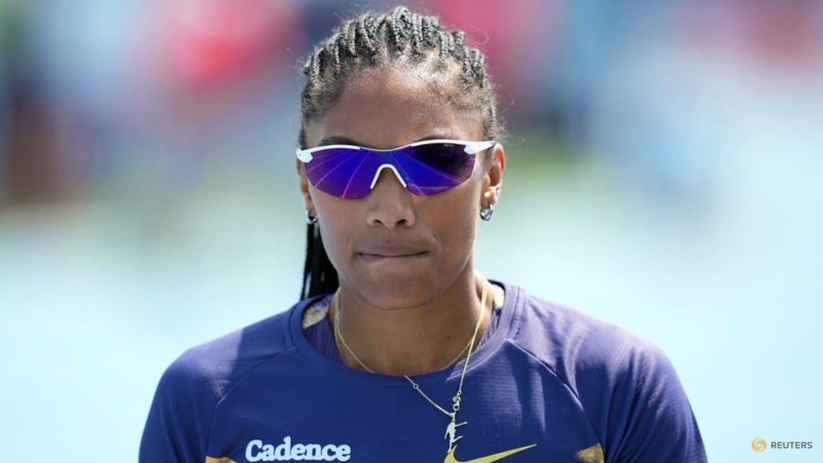 Car crash leaves Davis-Woodhall facing late decision on Budapest event