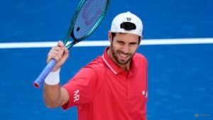 Khachanov upsets Auger-Aliassime to reach US Open third round