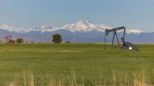 Oil heads for weekly gain as US-Iran fighting resumes; diesel hits record high