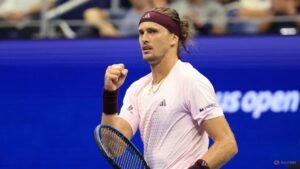 Zverev survives Halys scare to reach US Open third round