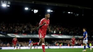 Early Isak double leads Liverpool to victory at Ipswich