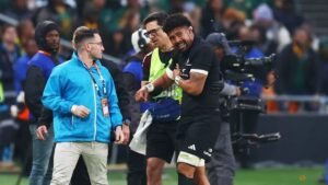 All Blacks lose skipper Savea to shoulder injury