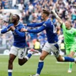Maitland-Niles screamer earns Everton 2-2 draw with Man Utd