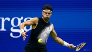 Shelton stops Tsitsipas, sets up Alcaraz showdown at US Open