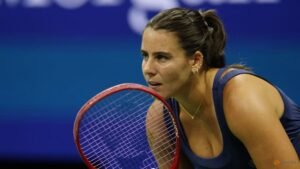 Navarro books US Open quarter-final spot