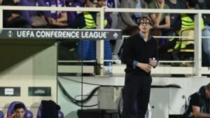 Fiorentina turn to familiar face Vanoli after sacking Grosso