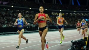 Werro outpaces Hodgkinson to win inaugural Ultimate Championship 800m title