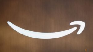 Amazon raises minimum hourly pay by $1 to $20 for US operations workers