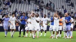 Troubled Marseille lose fifth straight as PSG win