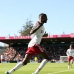 In-form Isak leaves Sweden camp due to minor injury