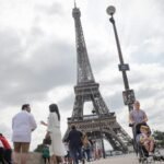 Eiffel Tower chief to step down after female staff excluded during Hindu group’s visit
