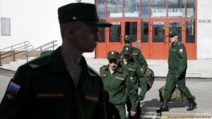 Putin rejects mobilization rumors, many Russians unconvinced