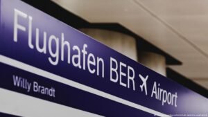 Berlin Airport briefly suspends flights over drone sighting