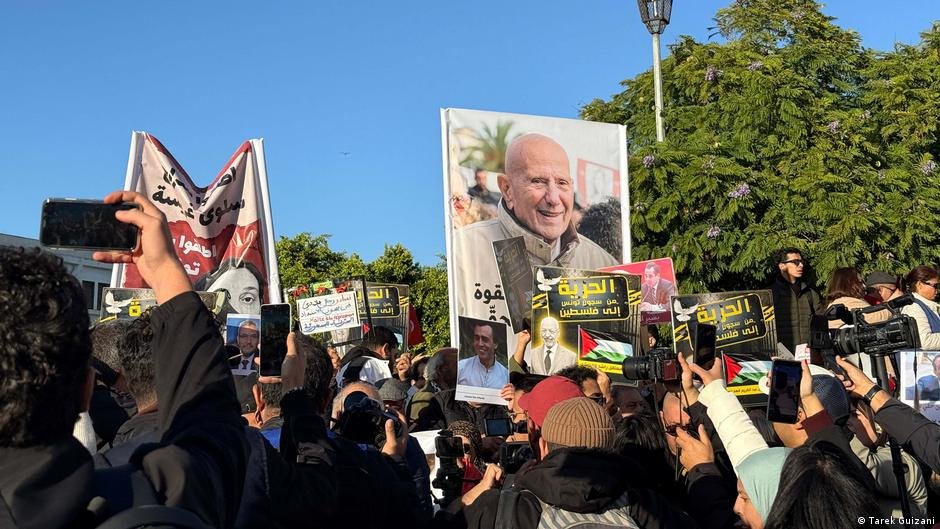 Tunisia sliding into authoritarianism, experts say