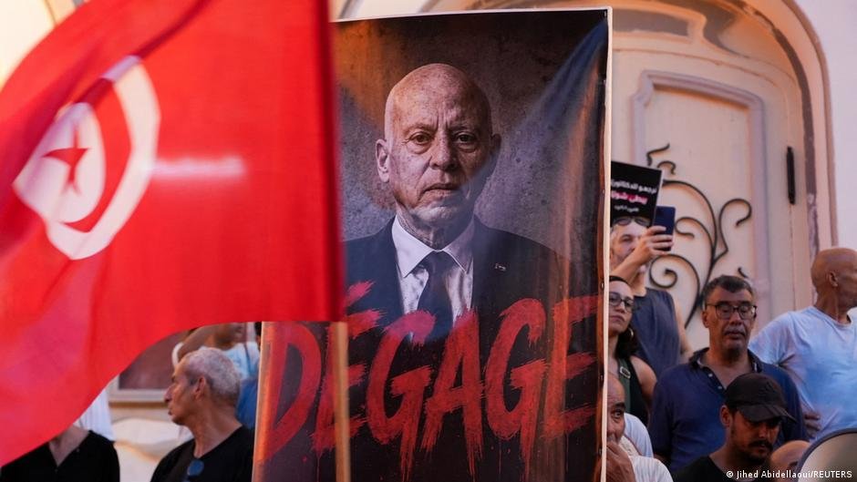 Tunisia’s activists decry civil society crackdown