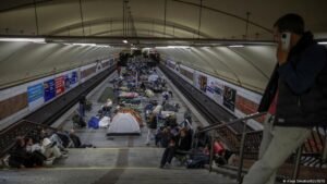 Ukraine updates: Explosions rock Kyiv as 3-day truce ends