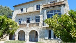 Renoir Museum robbery: 2 paintings missing