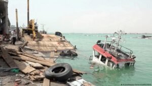 Yemen: Houthis take control of strategic Red Sea port city