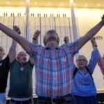 Thousands protest Kennedy Center demolition fears
