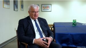 Ukraine’s FM: Ukraine ready for ceasefire ‘right now’