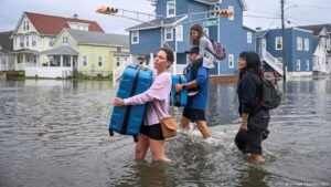 Monster storms slam US East Coast