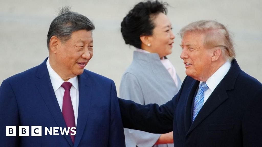 Trump offers warm welcome as China’s Xi arrives for US visit