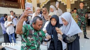 Indonesia: Around 2,000 fall ill after eating free school meals