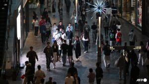 China Golden Week spending per trip hits four-year low amid overseas travel jump