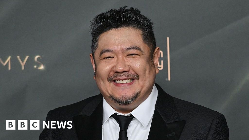 Eric Bauza, voice of Bugs Bunny and Daffy Duck, dies aged 46