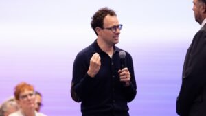 Anthropic will be ‘most ridiculous IPO’ of year, analyst says