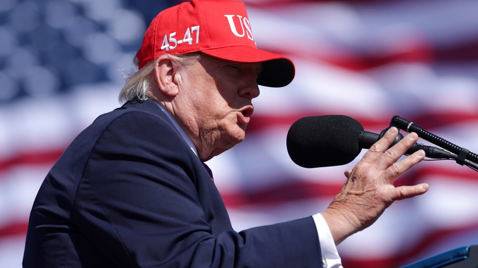 Trump is pushing a massive AI buildout. His own voters are wary of what comes with it