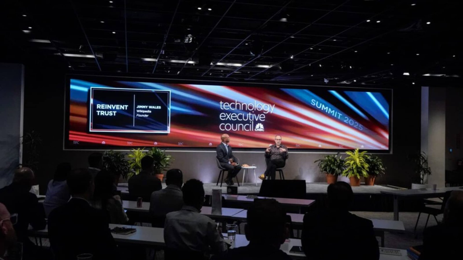 CNBC TEC Summit live updates: Cisco, Levi’s executives discuss AI risks and costs