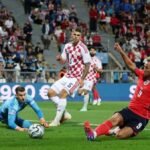 England crush Croatia 7-0 as Spain stay perfect with Czech victory